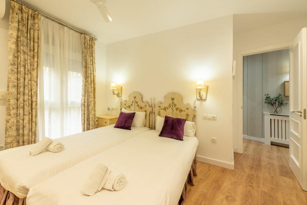Wide With Beautiful Kitchen 2bd 3bth -arenal Séville