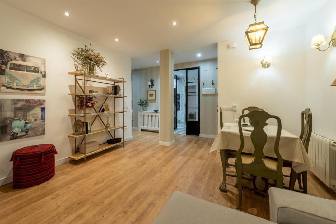 Appartement Wide With Beautiful Kitchen 2bd 3bth -arenal Séville