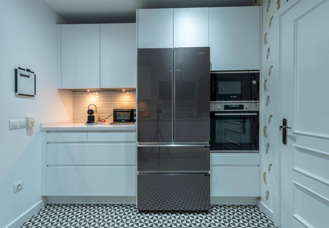 Wide With Beautiful Kitchen 2bd 3bth -arenal * Séville